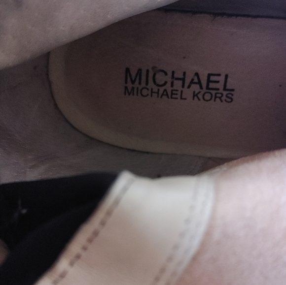 Michael Kors boots - Picture 9 of 11